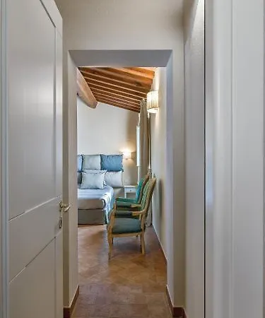 Hotel Casale Le Torri 3*